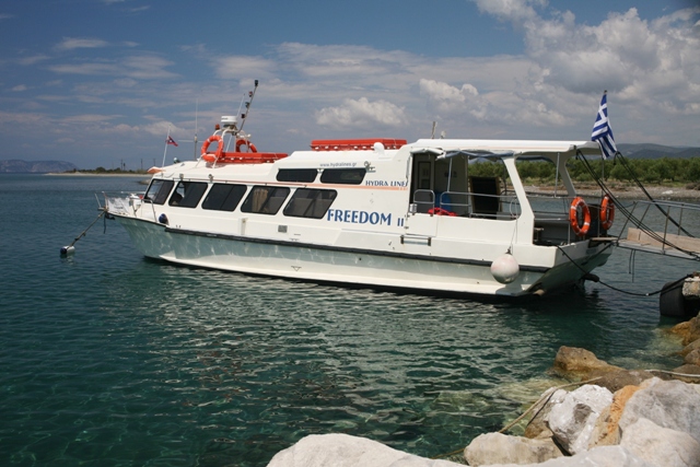 Hydra Lines 'Freedom II' boat sailing from Metohi to Hydra
